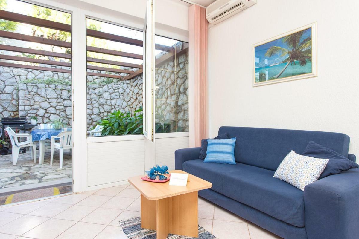 2-Bedroom Apartment 300M From Beach In Punat Kültér fotó